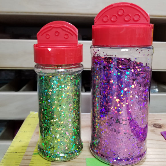 8oz. Round Glitter Shaker with Red Shake and Pour In Lid** Slightly smaller in height than original